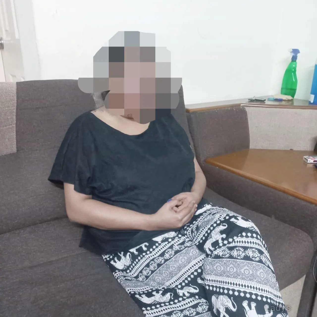 Himani, 21 years beautiful nude Kochi escorts girl, height 168 sm, Weight  kg