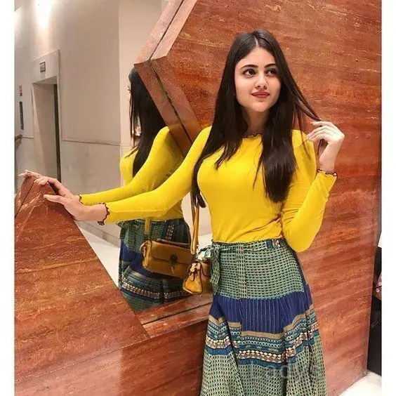 Kajal, 22 years beautiful nude Kochi escorts girl, height 168 sm, Weight kg