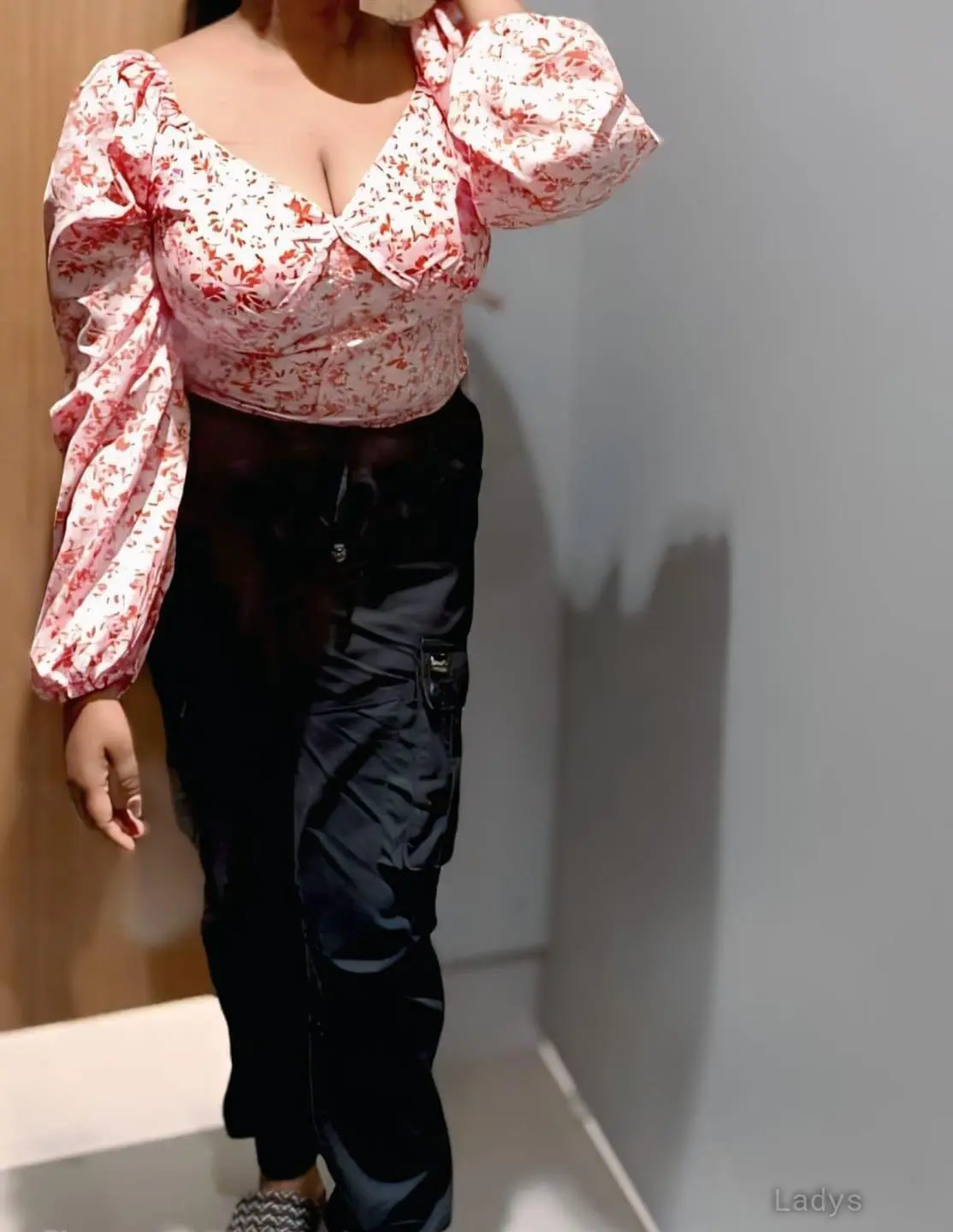 Kochi, 23 years beautiful nude Kochi escorts girl, height 160 sm, Weight kg