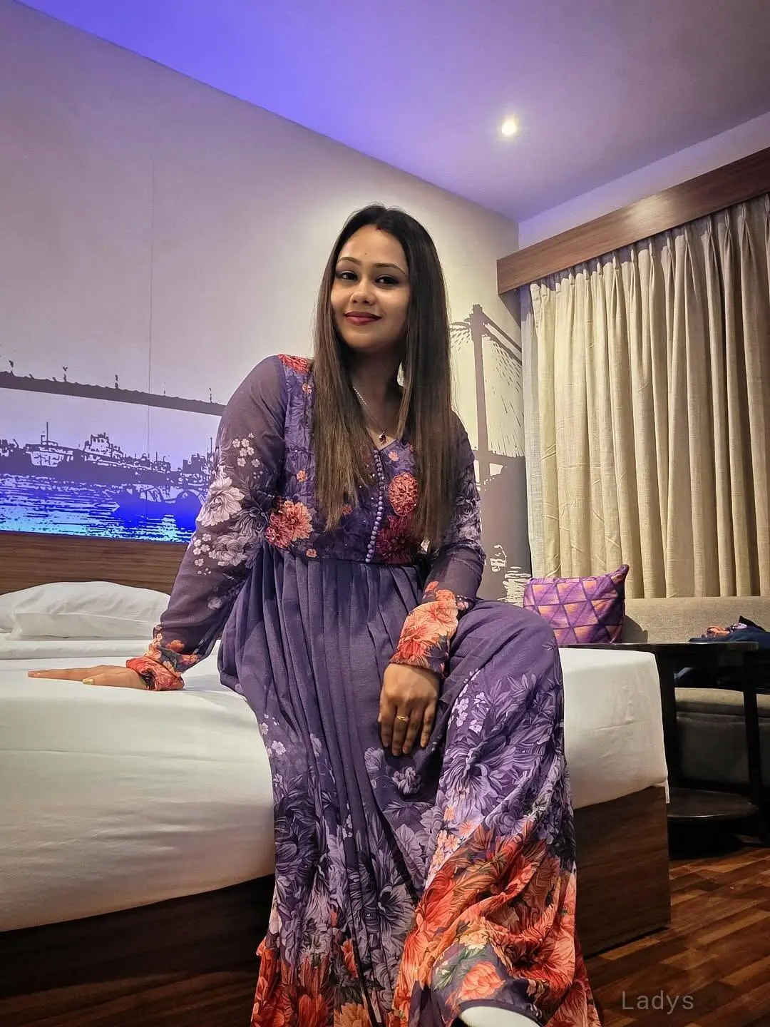 Sakshi, 21 years beautiful nude Kochi escorts girl, height sm, Weight kg
