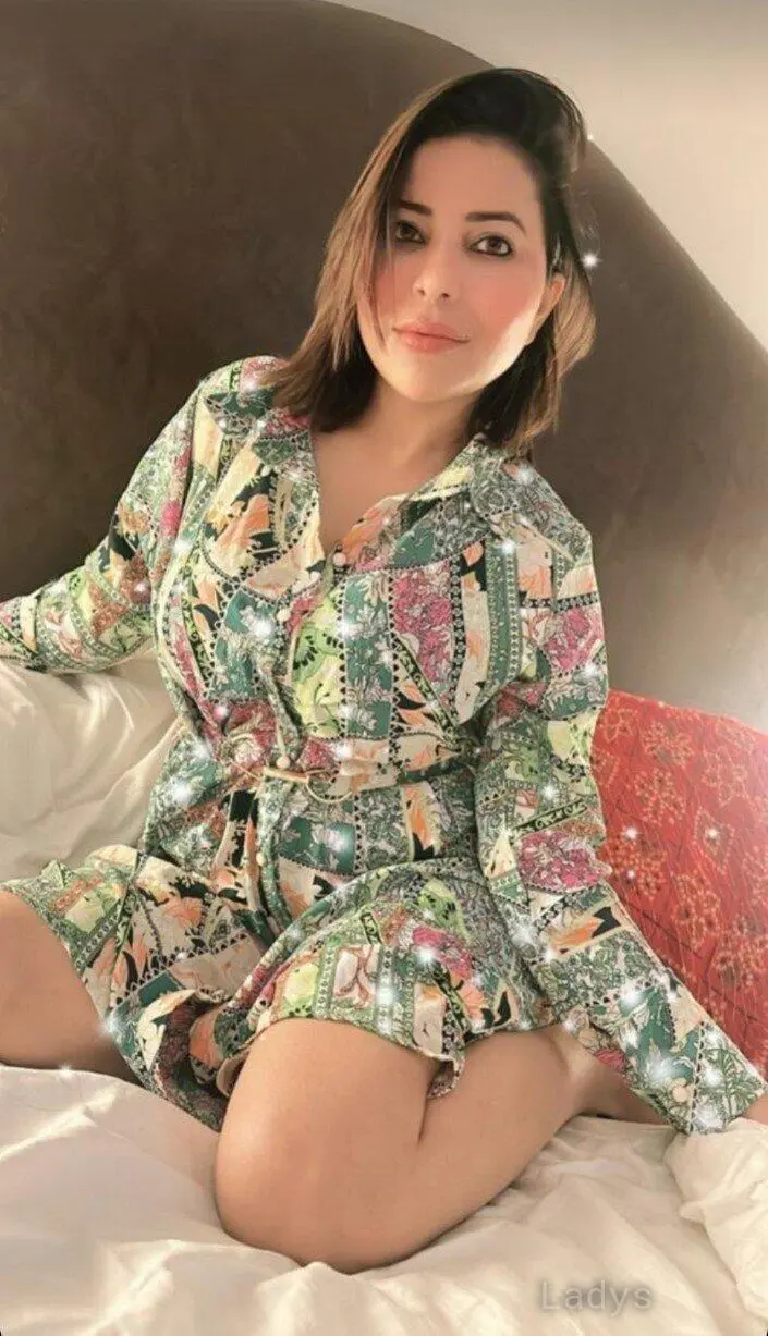 SHILPA,  years beautiful nude Kochi escorts girl, height  sm, Weight  kg