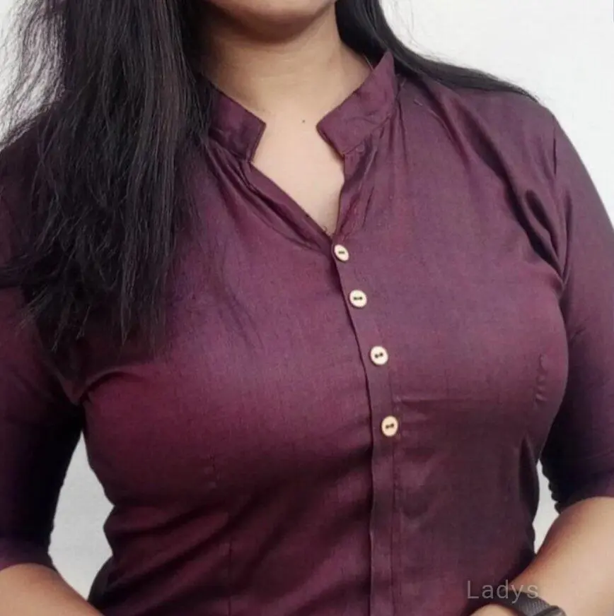 Shruthi, 29 years beautiful nude Kochi escorts girl, height 165 sm, Weight kg