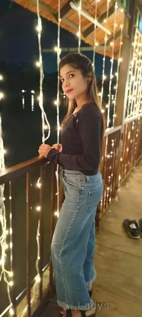 Sikha, 20 years beautiful nude Kochi escorts girl, height 154 sm, Weight kg