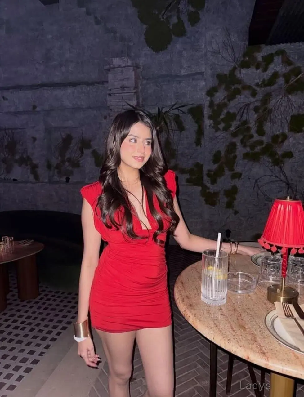 Zoya, 23 years beautiful nude Kochi escorts girl, height 149 sm, Weight  kg