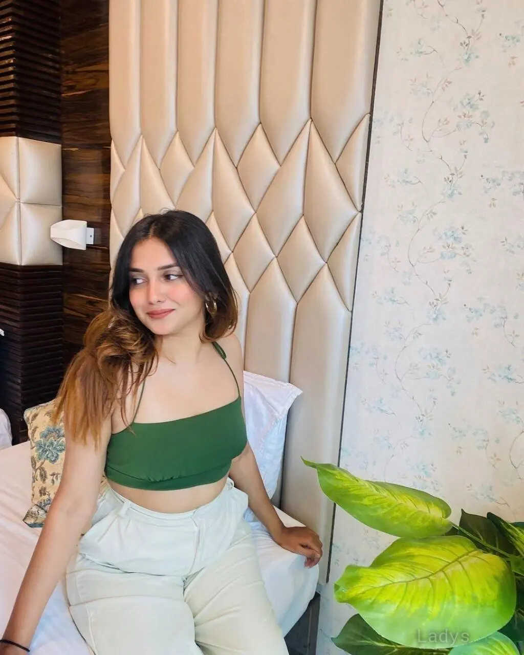 Kayra, years beautiful nude Koh Phangan escorts girl, height sm, Weight kg