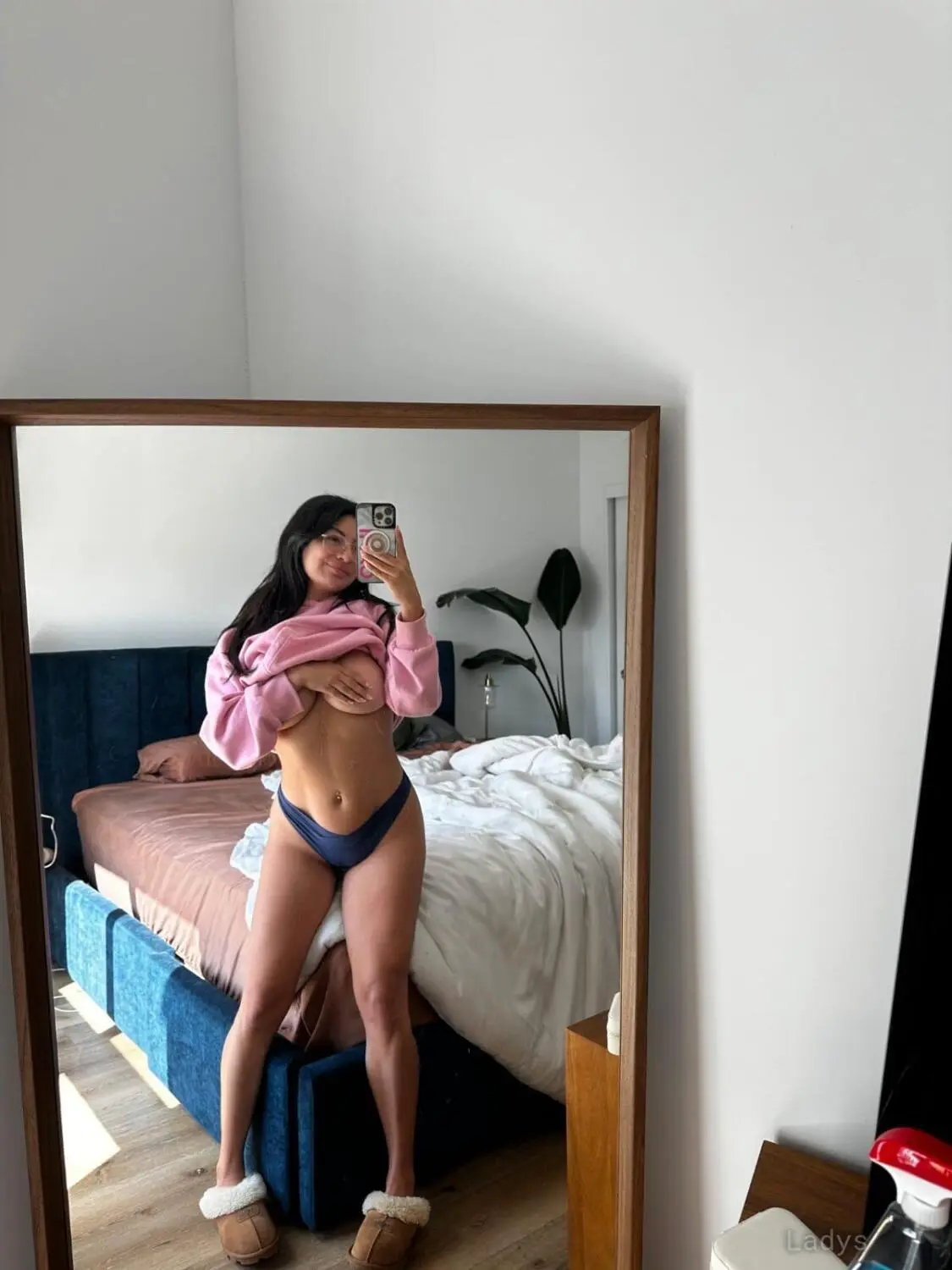 Claudia, 26 years beautiful nude Kolding escorts girl, height 122 sm, Weight 70 kg