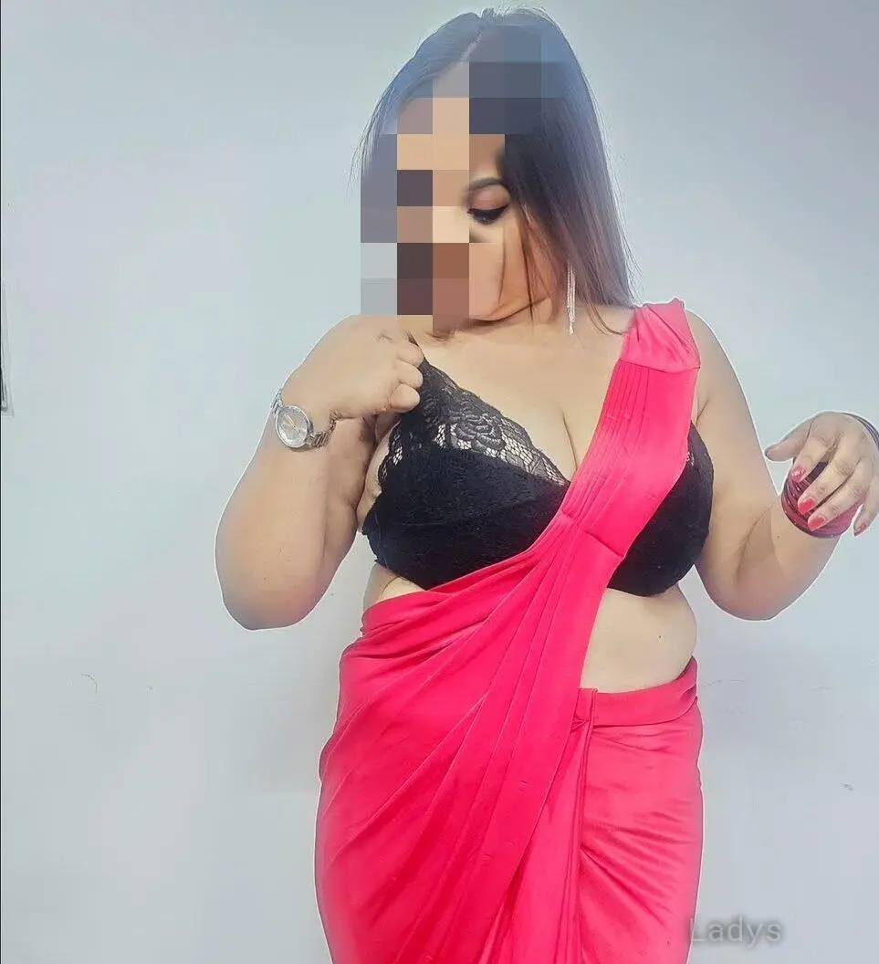Ella, 28 years old Kolhapur escort girl with big tits, height 157 sm, Weight kg
