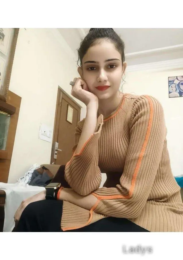 ROSHNI, years beautiful nude Kolhapur escorts girl, height sm, Weight kg