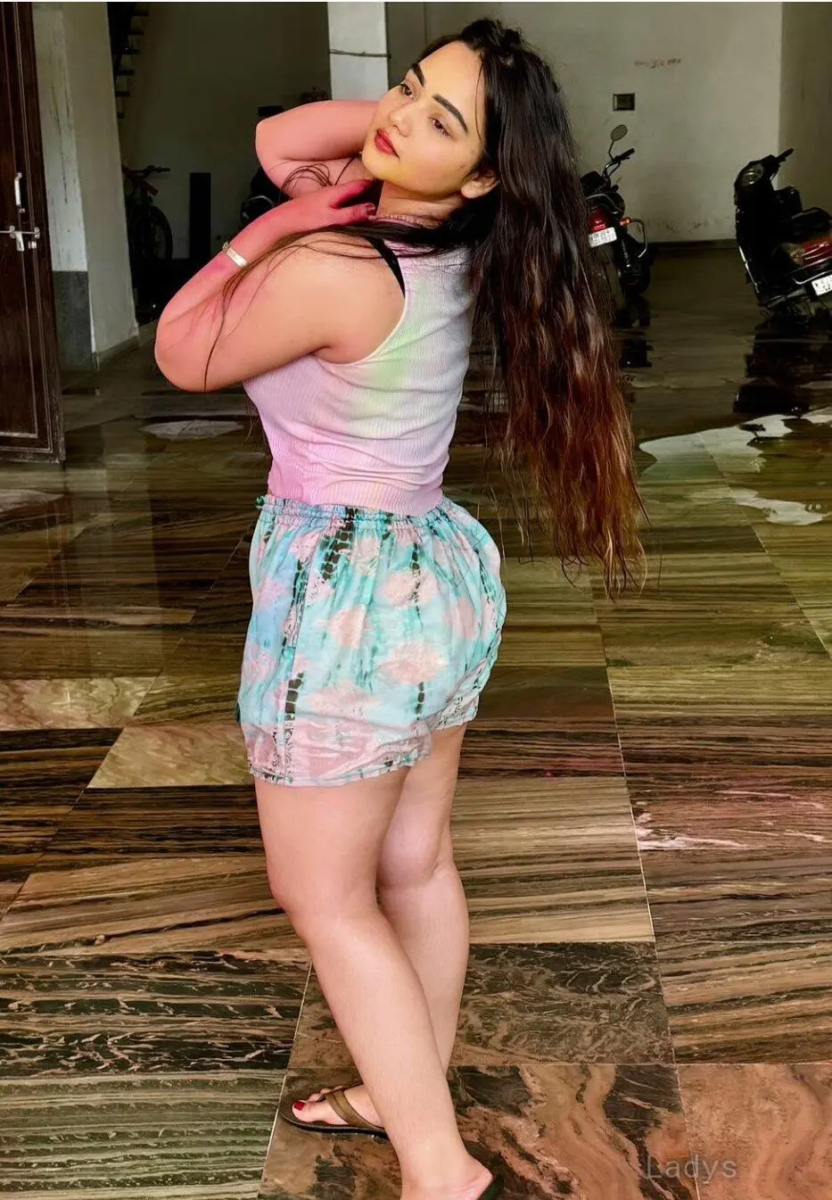 Sakshi, 23 years old Kolkata escort girl with big tits, height 154 sm, Weight  kg