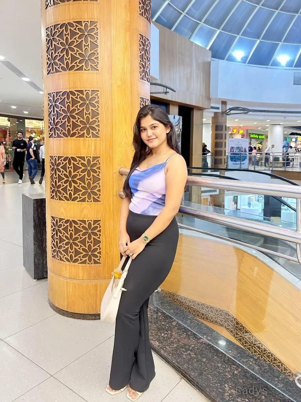 Satisfaction Service Independent Cash,  years old Kolkata escort girl with big tits, height  sm, Weight  kg