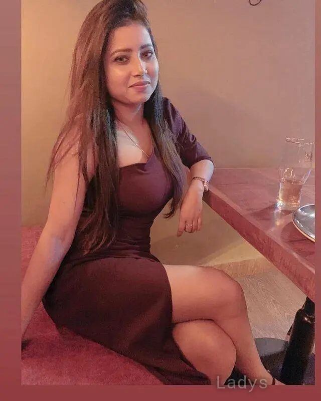 Arpita Ready, 23 years beautiful nude Kolkata escorts girl, height 166 sm, Weight  kg