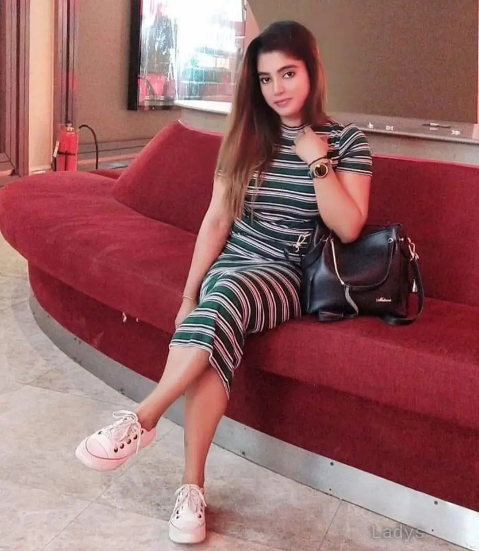 Jaynti, 19 years beautiful nude Kolkata escorts girl, height 150 sm, Weight kg