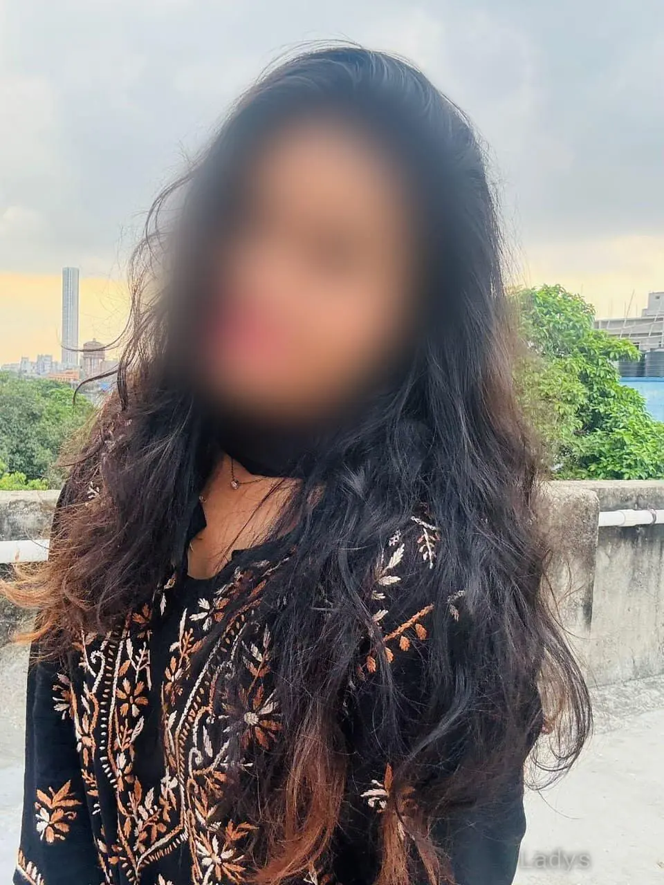 Mahi, 24 years beautiful nude Kolkata escorts girl, height 170 sm, Weight kg