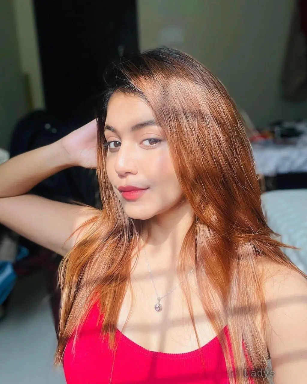 Roshni, 23 years beautiful nude Kolkata escorts girl, height 154 sm, Weight  kg