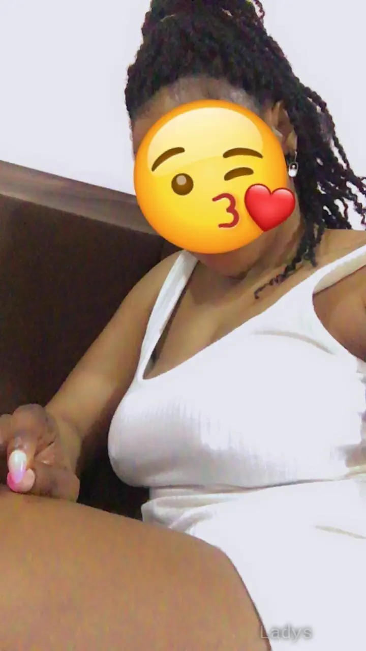 Sally, 25 years beautiful nude Kolkata escorts girl, height 160 sm, Weight kg