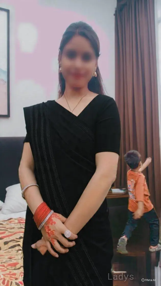 Shivani, 22 years beautiful nude Kolkata escorts girl, height 154 sm, Weight kg