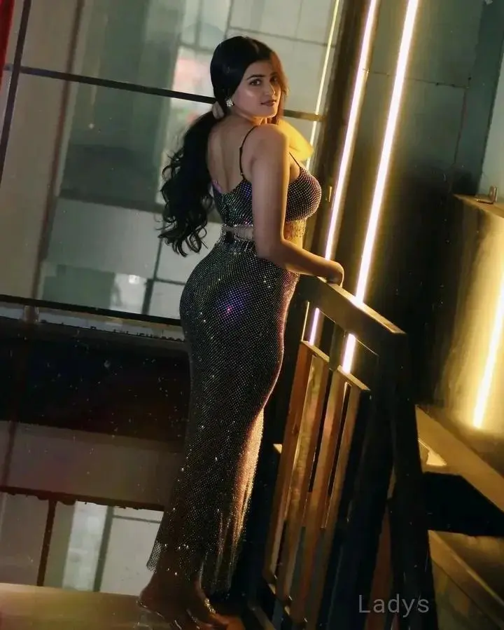 Anushka, 24 years beautiful nude Kozhikode escorts girl, height 165 sm, Weight kg