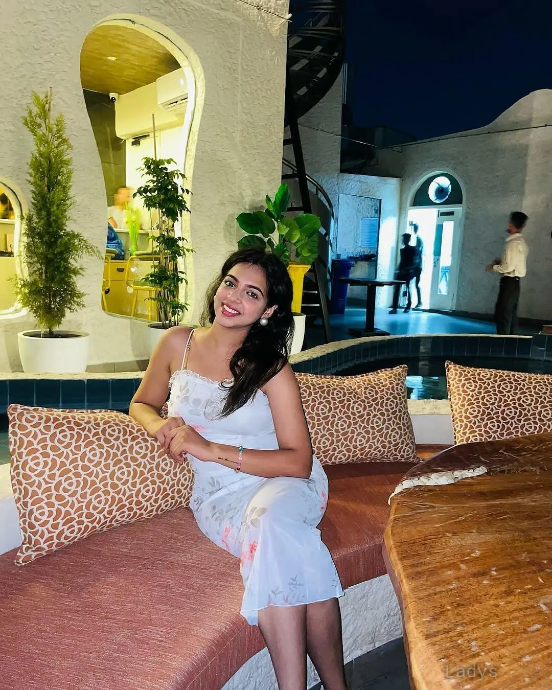 Shivangi, 23 years beautiful nude Kozhikode escorts girl, height 154 sm, Weight kg