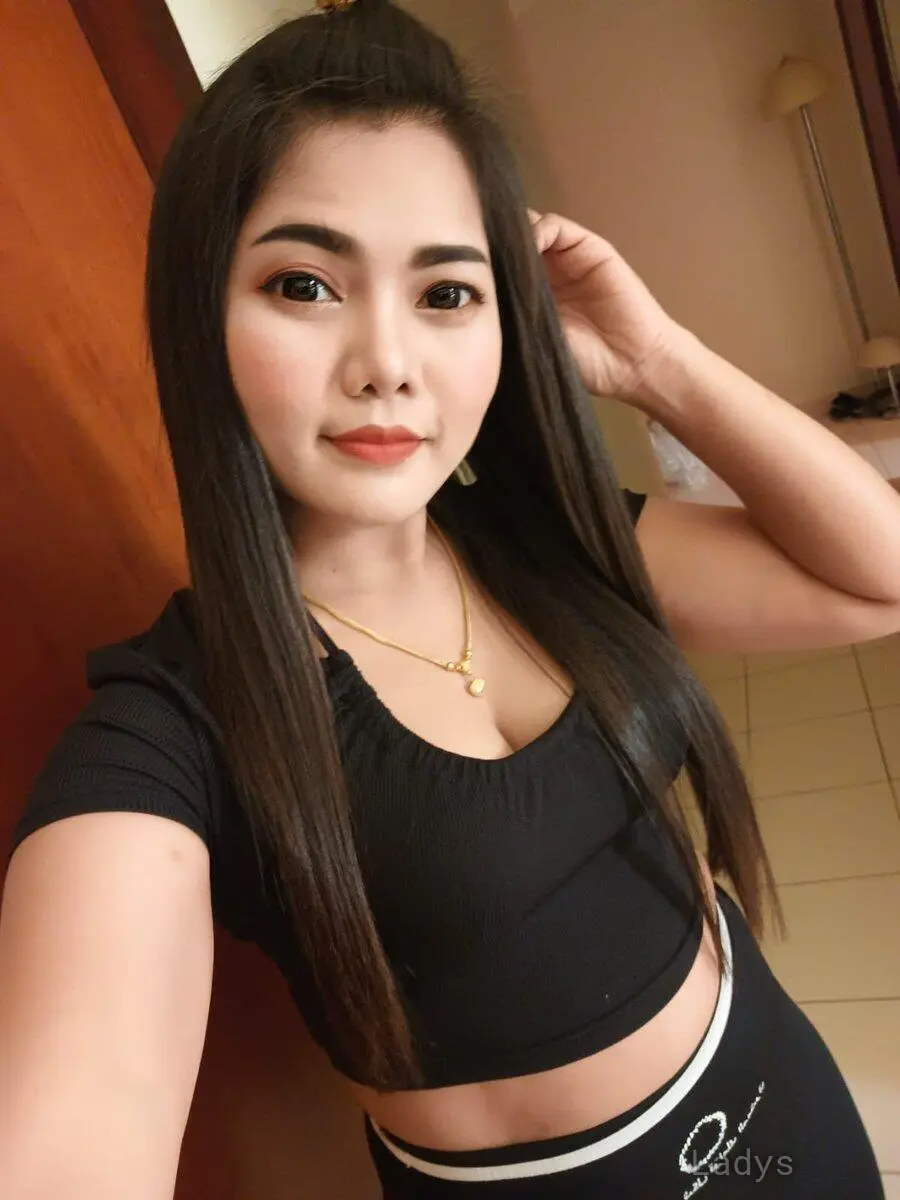 Tanya, 22 years beautiful nude Krabi escorts girl, height 153 sm, Weight kg
