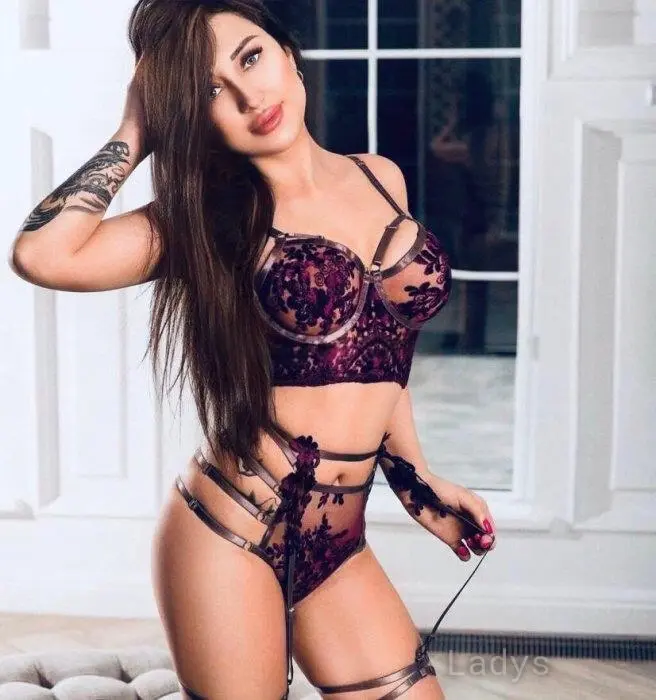 Kira, 27 years beautiful nude Kragujevac escorts girl, height 167 sm, Weight 60 kg
