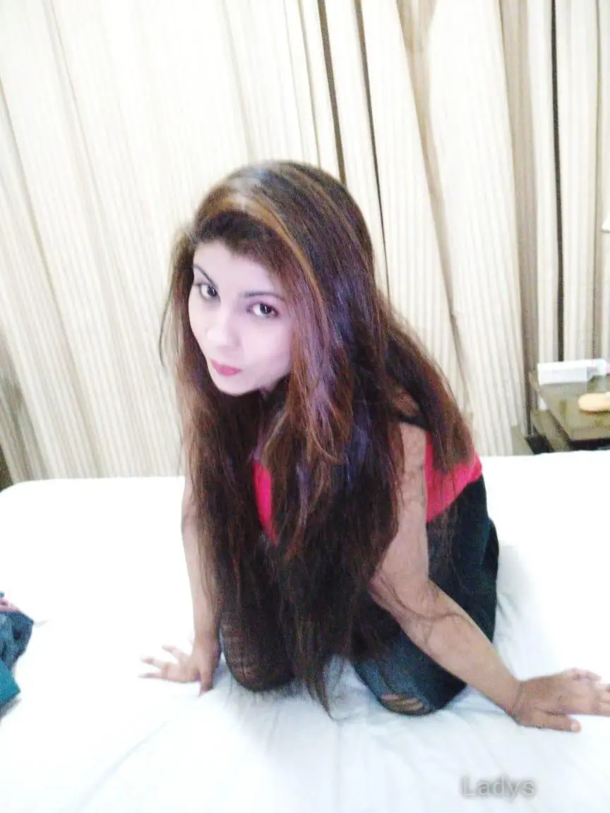 Ayesha, 24 years old Kuala Lumpur escort girl with big tits, height 175 sm, Weight kg