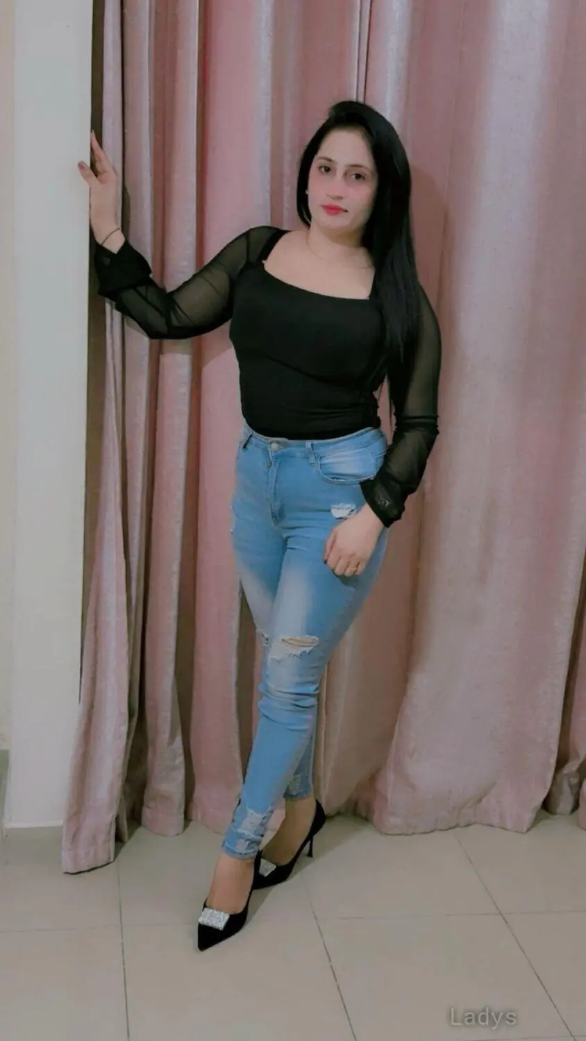 Neha, 22 years old Kuala Lumpur escort girl with big tits, height 162 sm, Weight kg