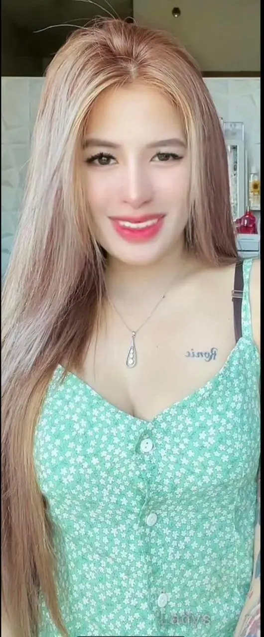 Vannah, 25 years old Kuala Lumpur escort girl with big tits, height 165 sm, Weight  kg