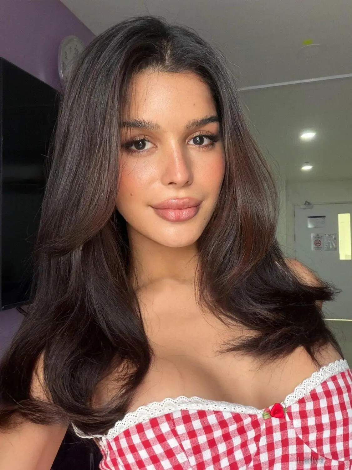 Blaire, 21 years beautiful nude Kuala Lumpur escorts girl, height 159 sm, Weight  kg