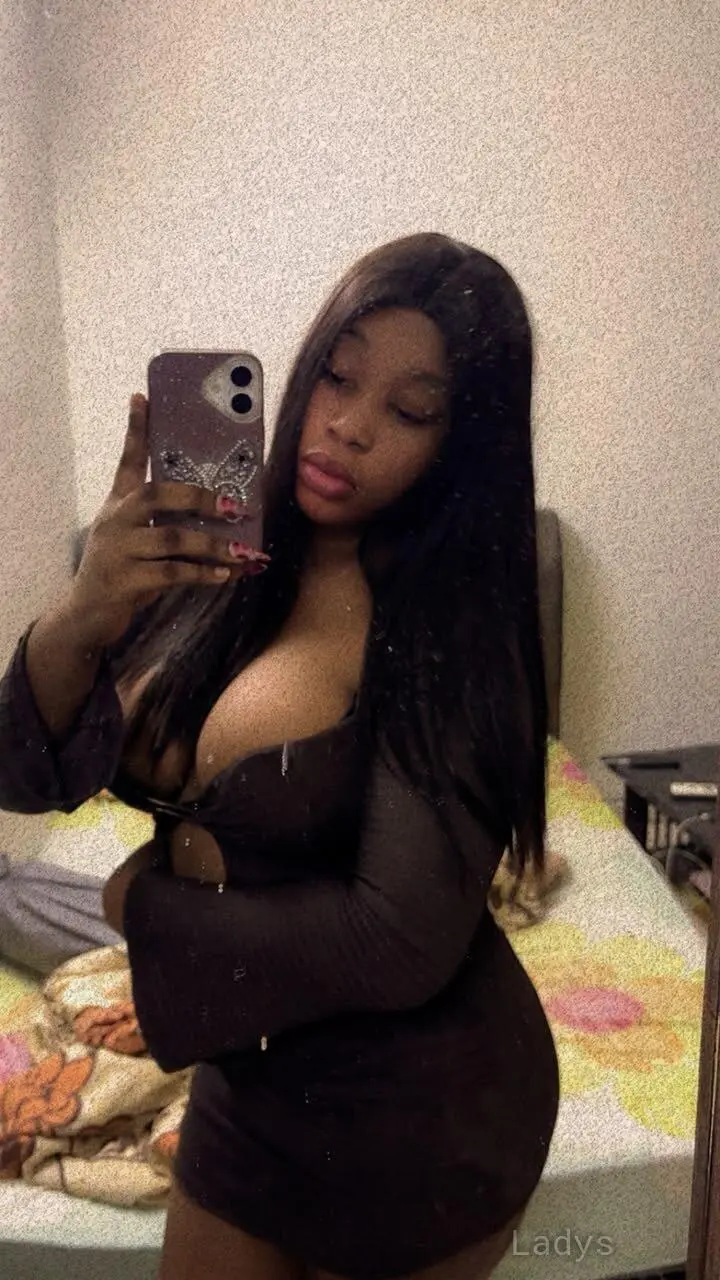 Tricia,  years beautiful nude Kuala Lumpur escorts girl, height  sm, Weight  kg