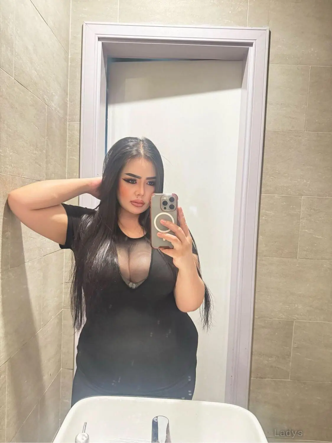 Valentina, 30 years asian escorts girl, height 167 sm, Weight kg, Kyoto eacort