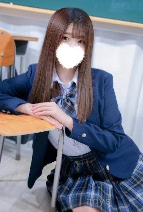 Mirei Hayami, 18 years beautiful nude Kyoto escorts girl, height 158 sm, Weight 54 kg