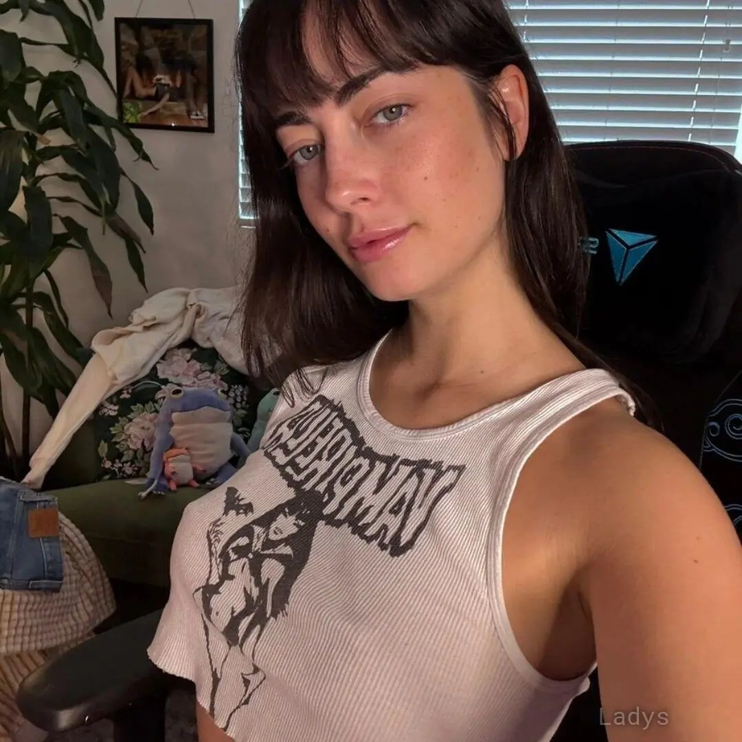 I'm available for sex with massage servi, 24 years beautiful nude Kyrenia escorts girl, height 123 sm, Weight 39 kg