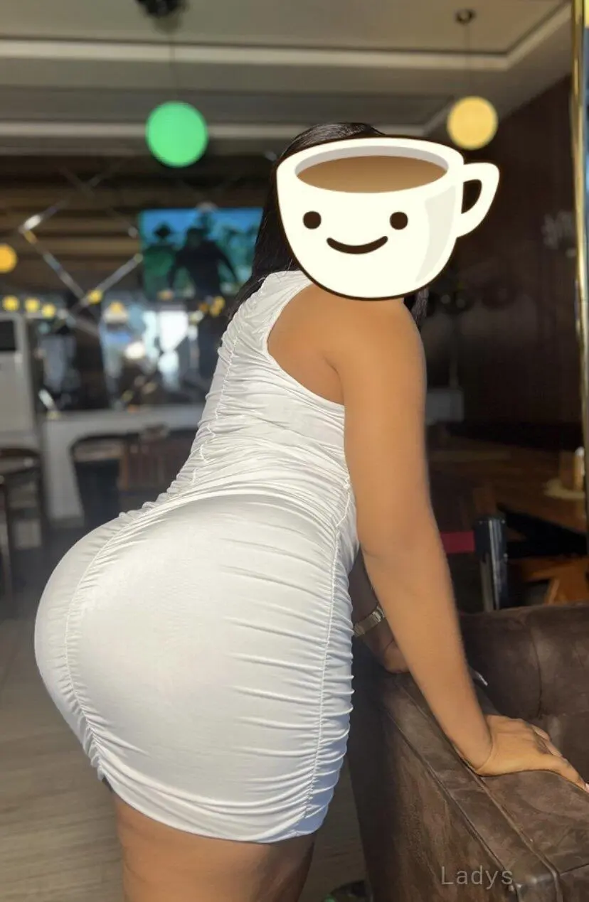 Candyswt, 24 years beautiful nude Lagos escorts girl, height 178 sm, Weight  kg