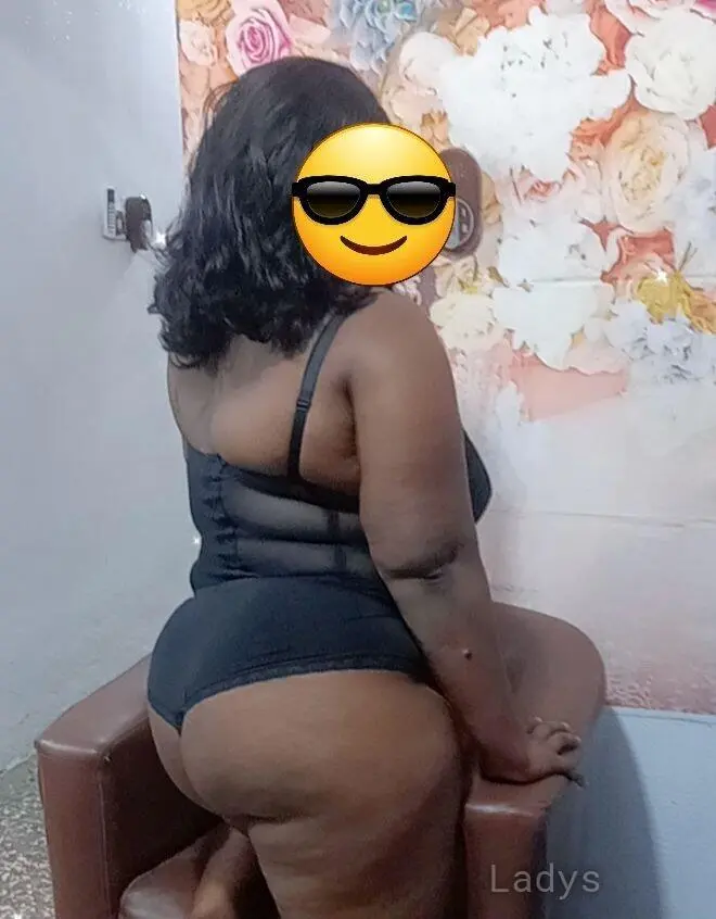 Emma,  years beautiful nude Lagos escorts girl, height 154 sm, Weight  kg