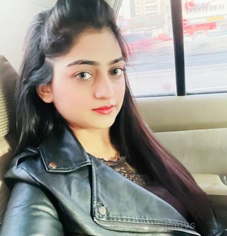 Ashi, 22 years beautiful nude Lahore escorts girl, height 171 sm, Weight  kg