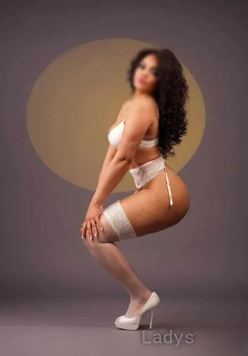 Anitta, 27 years beautiful nude Las Palmas de Gran Canaria escorts girl, height 166 sm, Weight 51 kg
