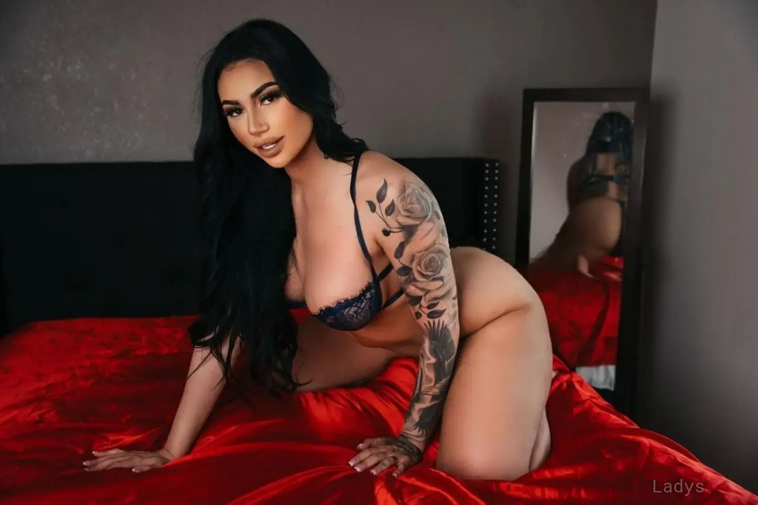 ARIANA STARR, 25 years old Las Vegas escort girl with big tits, height 183 sm, Weight 77 kg