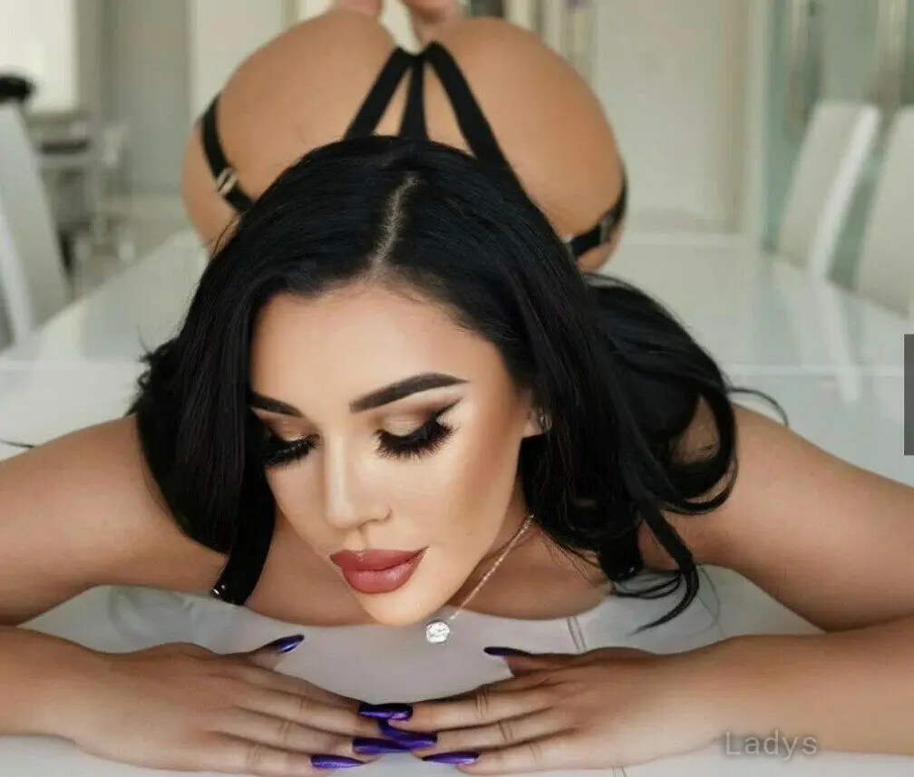 Jade, 24 years beautiful nude Las Vegas escorts girl, height 168 sm, Weight 54 kg