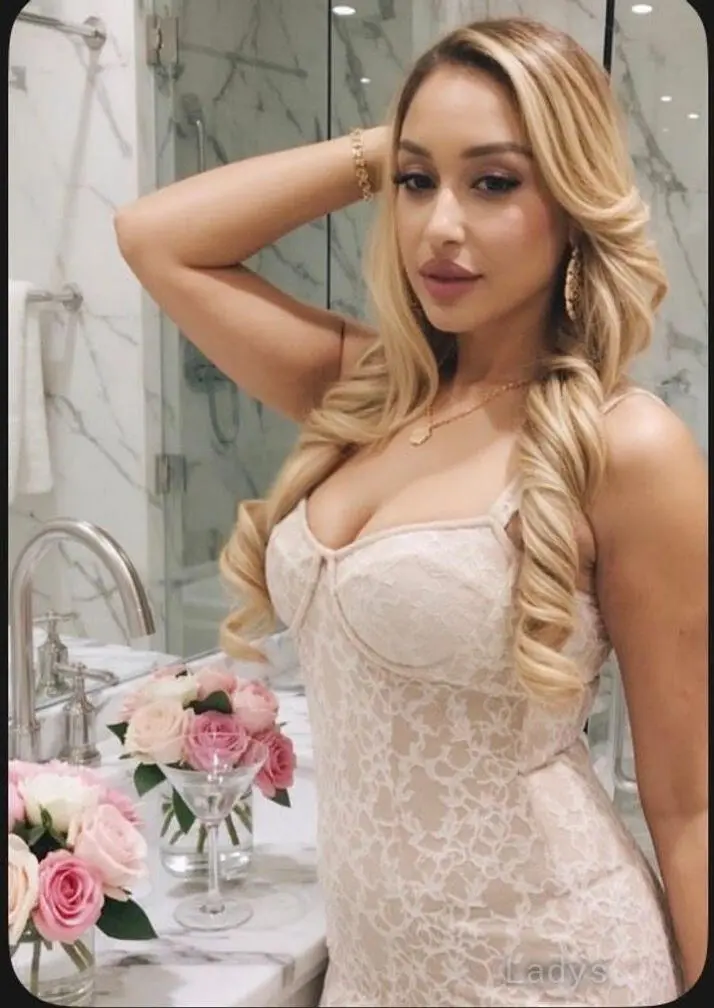 Jade, 29 years beautiful nude Las Vegas escorts girl, height 160 sm, Weight 55 kg