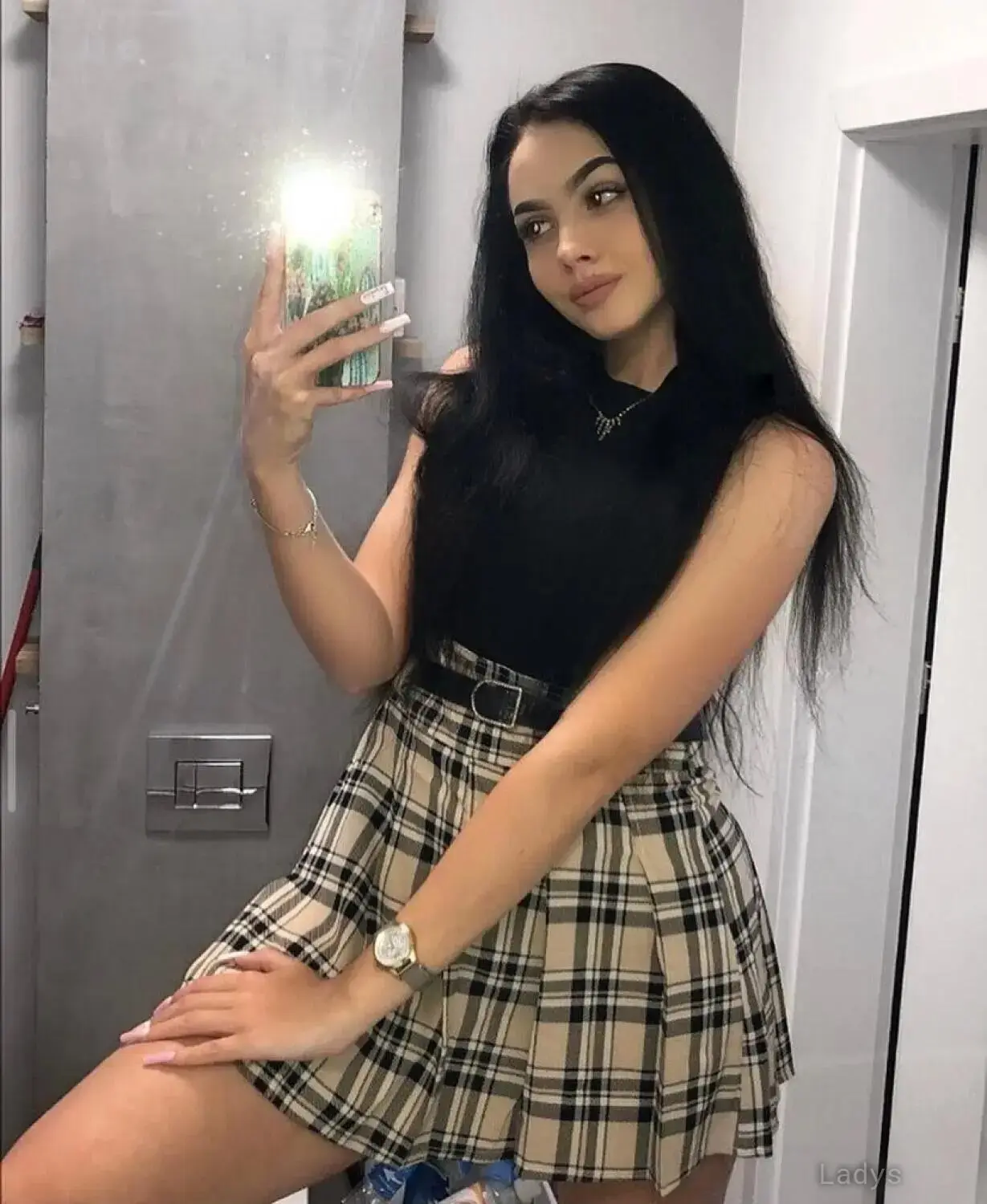 Millie, 22 years beautiful nude Las Vegas escorts girl, height 166 sm, Weight 52 kg