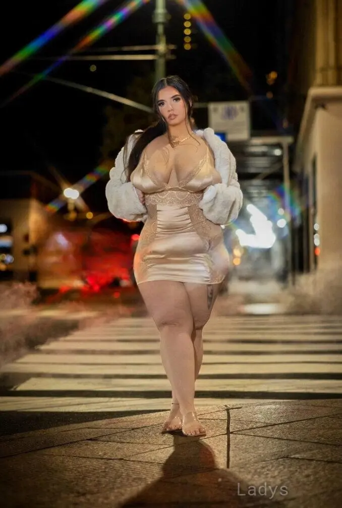 Rose, 25 years beautiful nude Las Vegas escorts girl, height 160 sm, Weight 91 kg