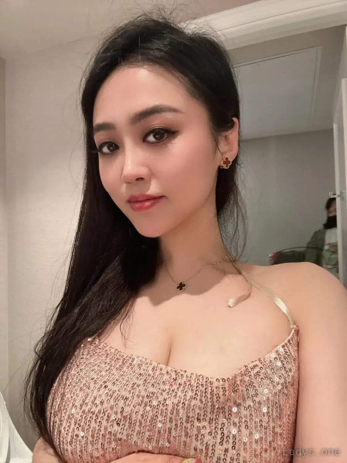 SOPHIEA, 22 years beautiful nude Las Vegas escorts girl, height 163 sm, Weight 47 kg