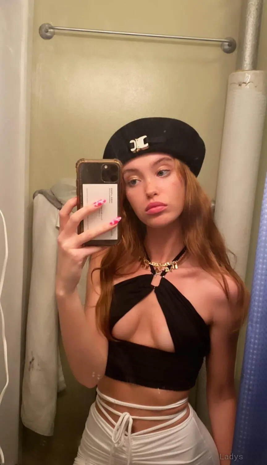 Rose, 28 years beautiful nude Lawrence escorts girl, height 169 sm, Weight 48 kg