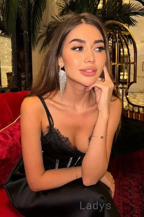 Olivia, 22 years beautiful nude Lecce escorts girl, height 166 sm, Weight 53 kg