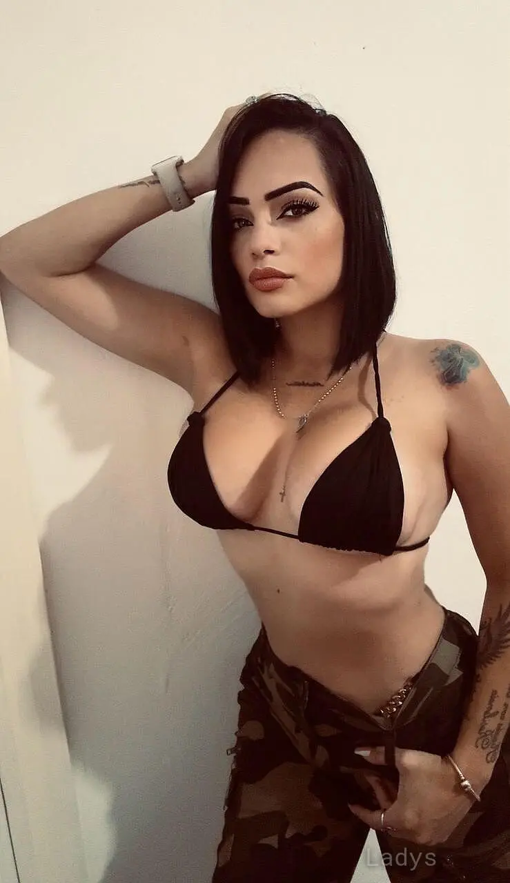 Brielle, 30 years beautiful nude Lille escorts girl, height 171 sm, Weight 58 kg