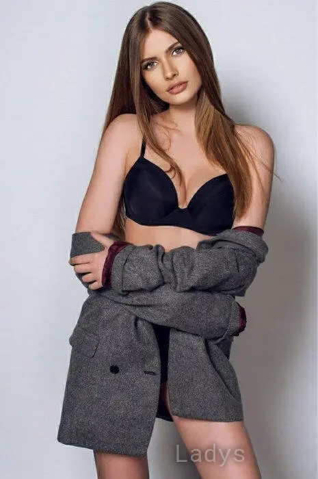 Dinka, 27 years beautiful nude Lille escorts girl, height 163 sm, Weight 54 kg