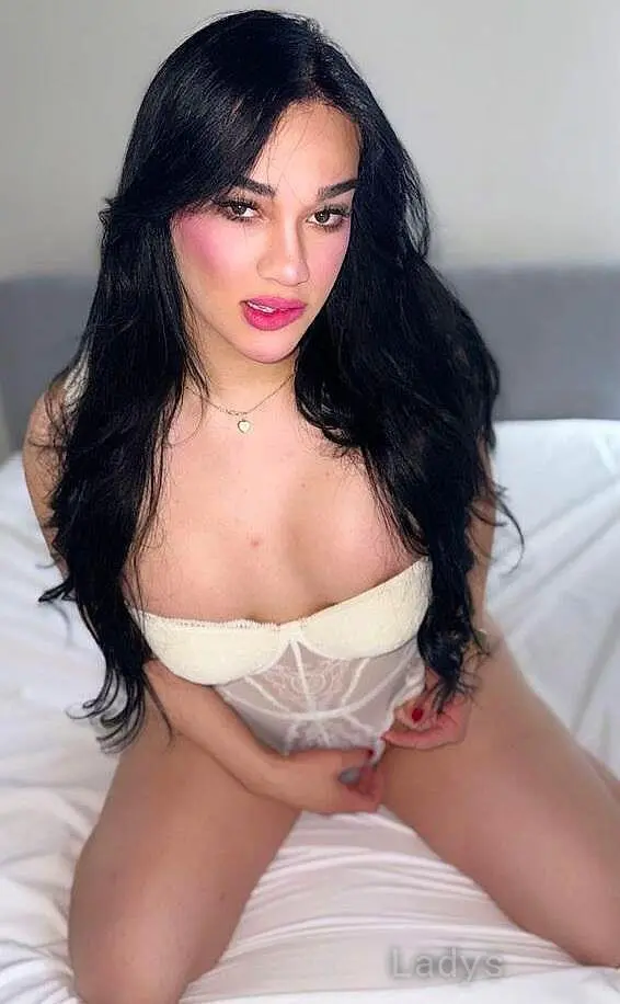 Eveline, 28 years beautiful nude Lille escorts girl, height 163 sm, Weight 57 kg