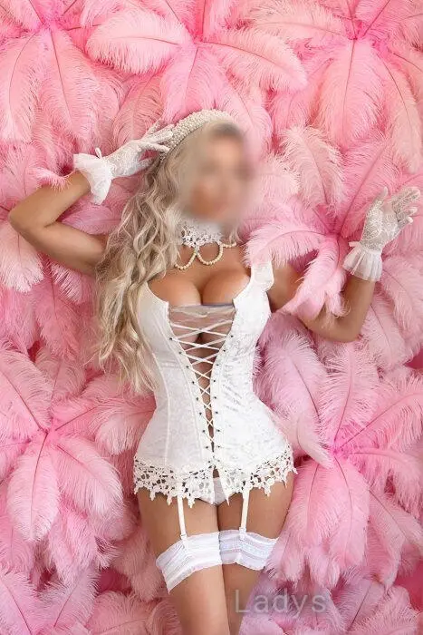 Eva, 27 years beautiful nude Limassol escorts girl, height 170 sm, Weight 60 kg