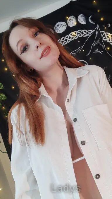 Maelys linon, 29 years beautiful nude Limassol escorts girl, height 165 sm, Weight 55 kg