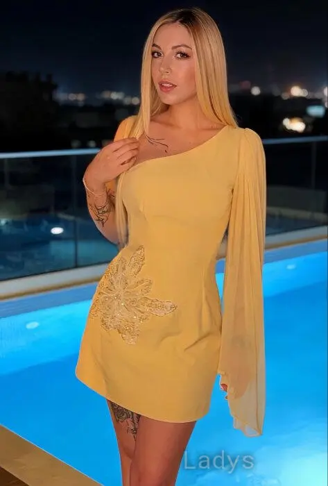 Sofi, 26 years beautiful nude Limassol escorts girl, height 170 sm, Weight 53 kg